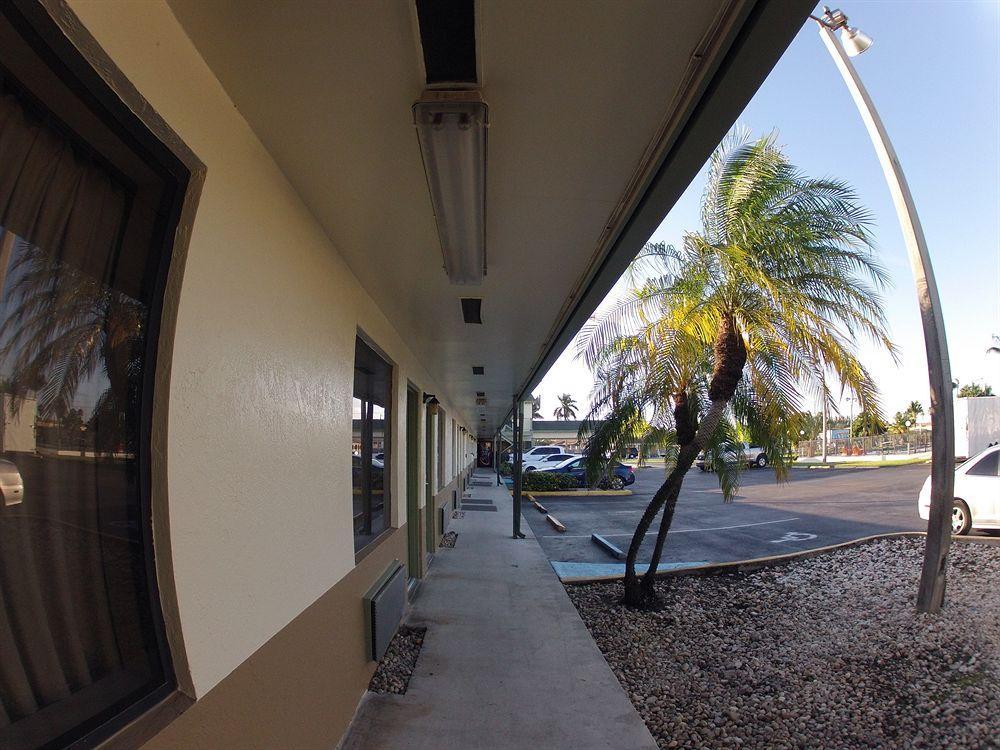 Budget Host Inn Florida City Kültér fotó